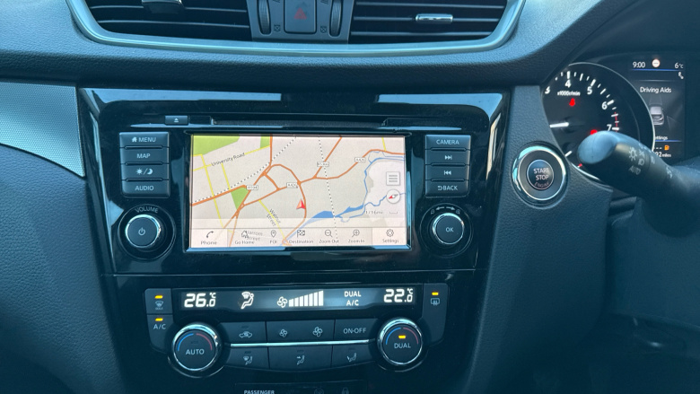 Nissan Qashqai 1.3 DiG-T 160 N-Connecta 5dr Petrol Hatchback